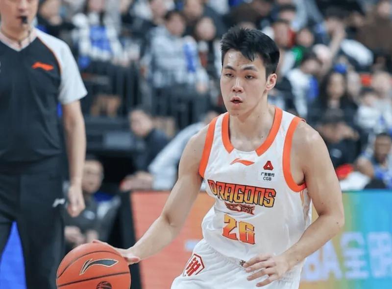 VIP注册-难怪庞峥麟能投进全明星！挡拆配合撕碎北京防守，突破侵略性拉满